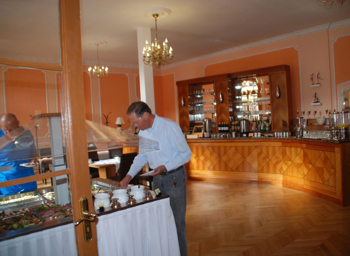 Hotel Goldener Anker Torgau Luaran gambar