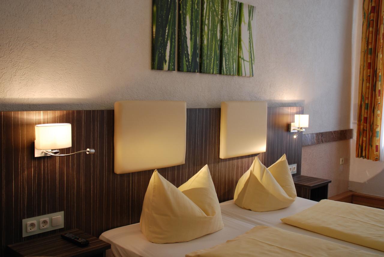 Hotel Goldener Anker Torgau Luaran gambar